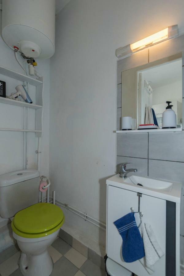 Stud Terras Ville Corniche 2 Pers Stat Gratuit Rue Modif Suivt Possib Et Accord Exclusif Μασσαλία Εξωτερικό φωτογραφία